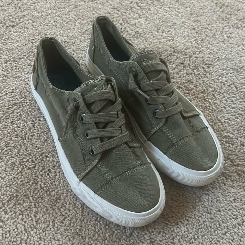 Blowfish Women’s 7.5